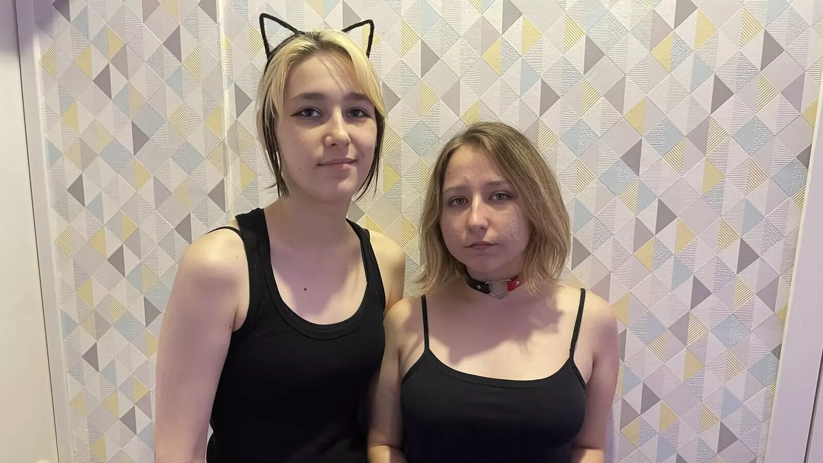  RELATED VIDEOS - WEBCAM AnnAndKelly STRIPS AND MASTURBATES