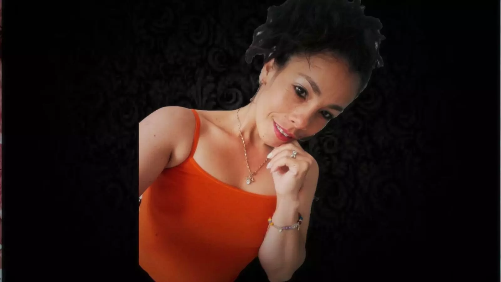  RELATED VIDEOS - WEBCAM FernandaZuleta STRIPS AND MASTURBATES