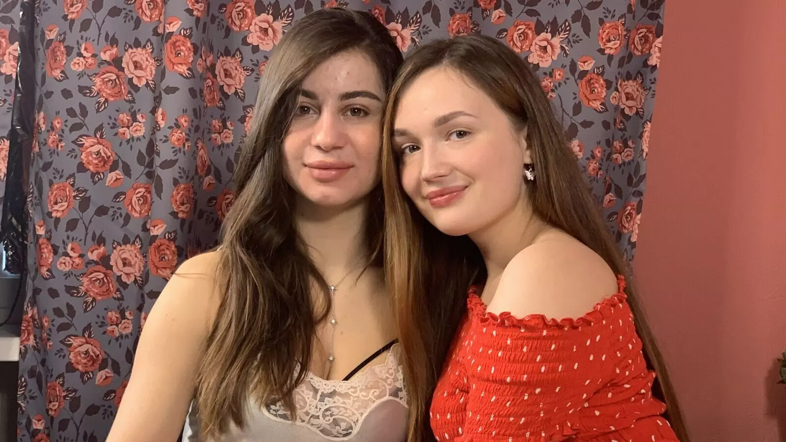  RELATED VIDEOS - WEBCAM GwenAndMabbe STRIPS AND MASTURBATES