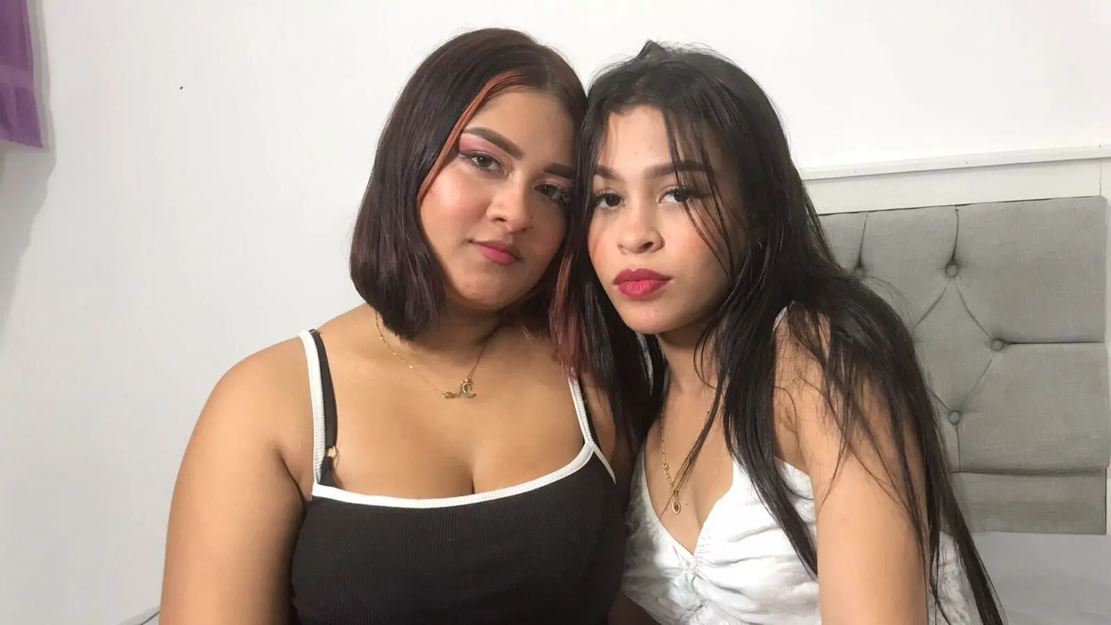  RELATED VIDEOS - WEBCAM KimberlyAndVale STRIPS AND MASTURBATES