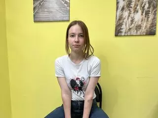  RELATED VIDEOS - WEBCAM LynetteHeart STRIPS AND MASTURBATES